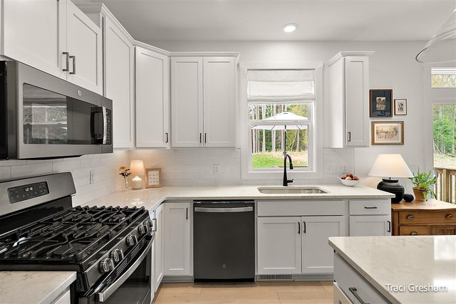 12639 Riverton Road, Grand Haven, MI 49417