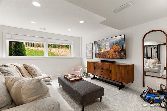 12639 Riverton Road, Grand Haven, MI 49417