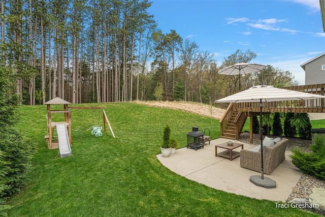 12639 Riverton Road, Grand Haven, MI 49417