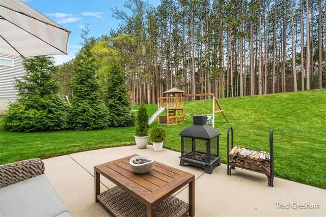 12639 Riverton Road, Grand Haven, MI 49417