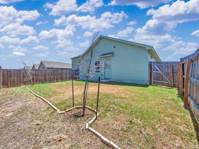 13315 Dutra Rd, San Antonio, TX 78221