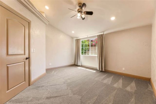 6313 Willowcrest Avenue, North Hollywood, CA 91606