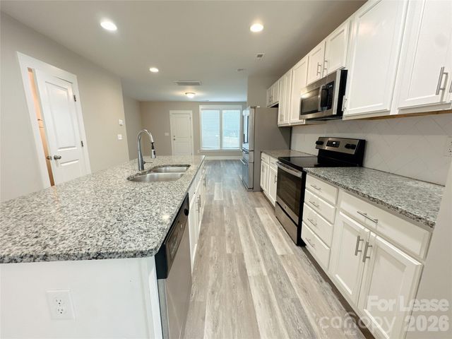 807 McArthur Avenue, Charlotte, NC 28206