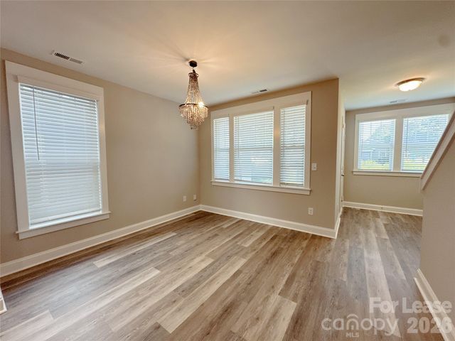 807 McArthur Avenue, Charlotte, NC 28206