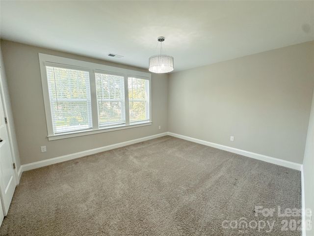 807 McArthur Avenue, Charlotte, NC 28206