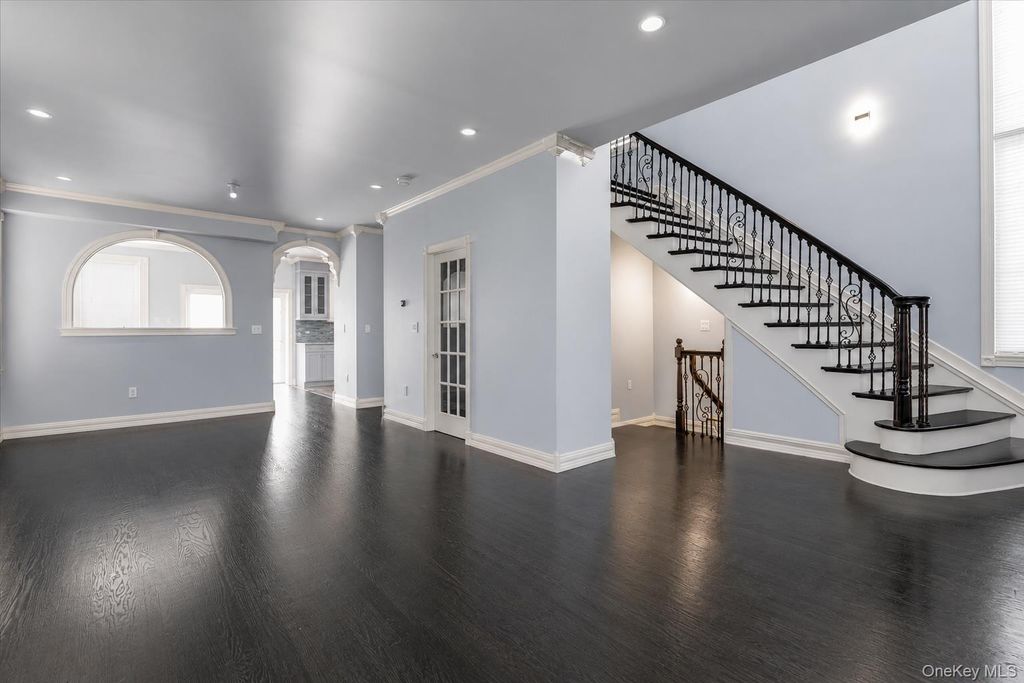 83-12 249th Street, Bellerose, NY 11426 — photo 4