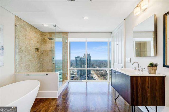 2881 Peachtree Road NE 2405, Atlanta, GA 30305