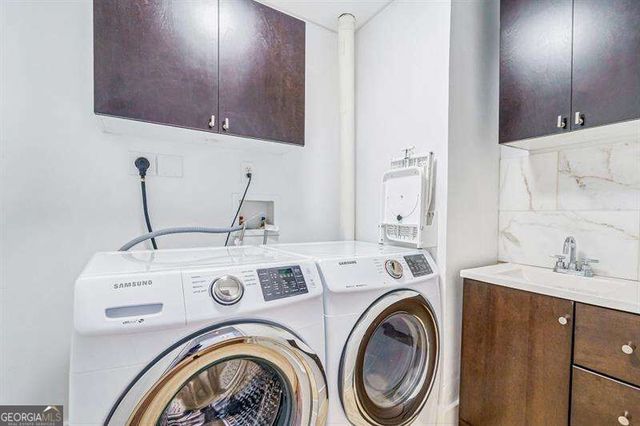 2881 Peachtree Road NE 2405, Atlanta, GA 30305