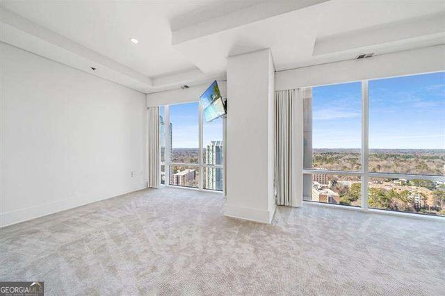 2881 Peachtree Road NE 2405, Atlanta, GA 30305