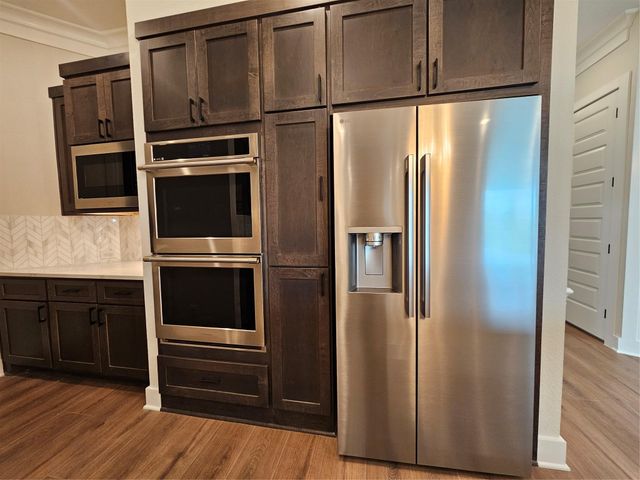 1218 Crown Forest Drive, Missouri City, TX 77459