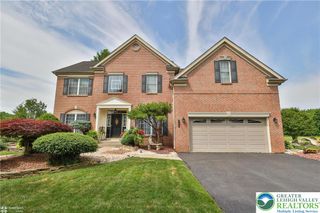 5331 Greenbriar Drive, Hanover Twp, PA 18017