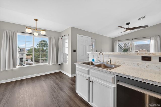 8406 Pebble Creek Way 204, Highlands Ranch, CO 80126