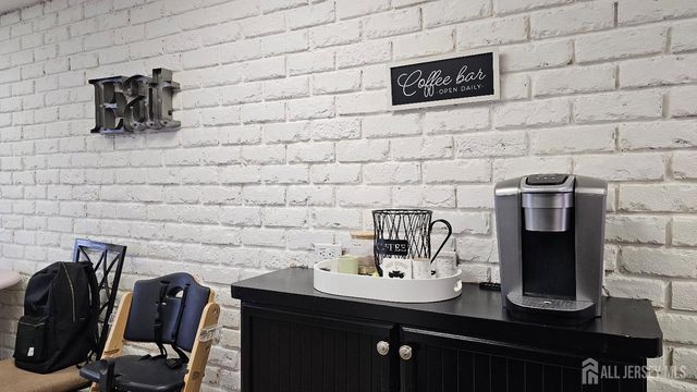 10 Darrow Court, South Brunswick, NJ 08824