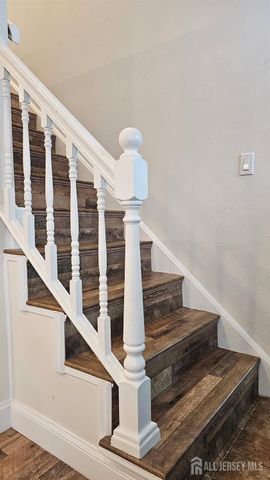 10 Darrow Court, South Brunswick, NJ 08824