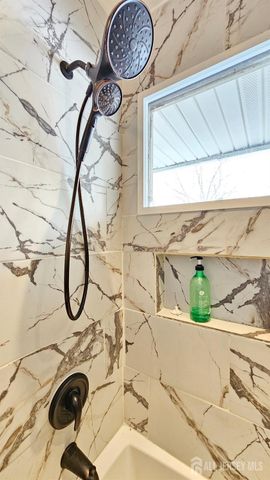 10 Darrow Court, South Brunswick, NJ 08824