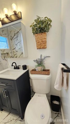 10 Darrow Court, South Brunswick, NJ 08824