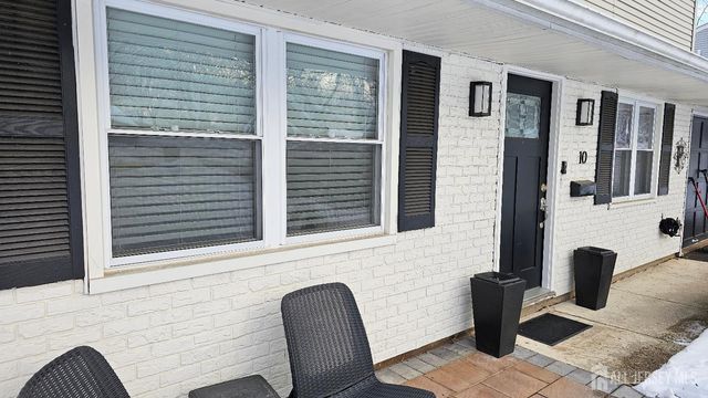10 Darrow Court, South Brunswick, NJ 08824