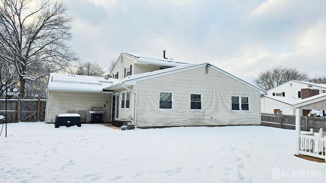 10 Darrow Court, South Brunswick, NJ 08824