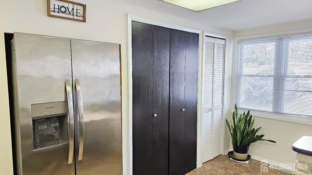 10 Darrow Court, South Brunswick, NJ 08824