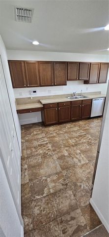 240 SOLIS DRIVE, Winter Haven, FL 33880