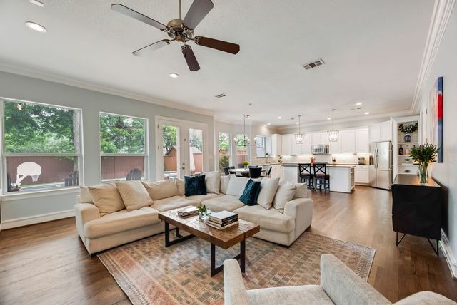 5736 Goodwin Avenue, Dallas, TX 75206