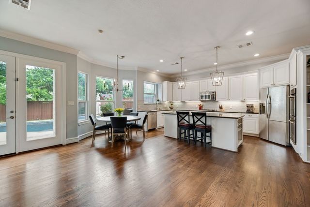 5736 Goodwin Avenue, Dallas, TX 75206