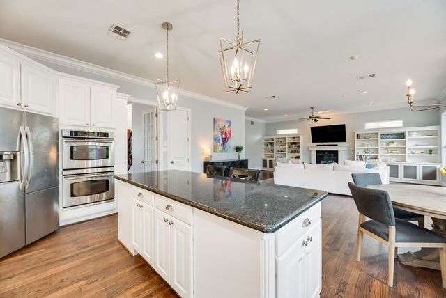 5736 Goodwin Avenue, Dallas, TX 75206