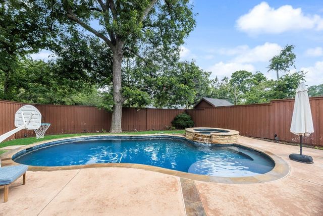 5736 Goodwin Avenue, Dallas, TX 75206