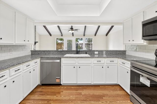 5037 Moultrie Dr, Corpus Christi, TX 78413