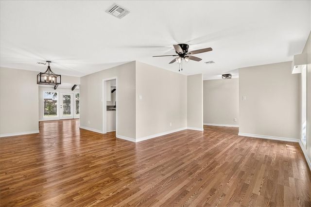 5037 Moultrie Dr, Corpus Christi, TX 78413