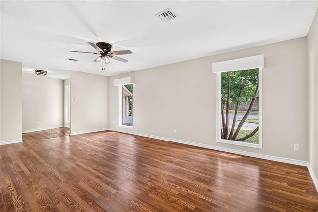 5037 Moultrie Dr, Corpus Christi, TX 78413