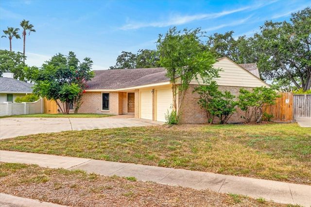 5037 Moultrie Dr, Corpus Christi, TX 78413