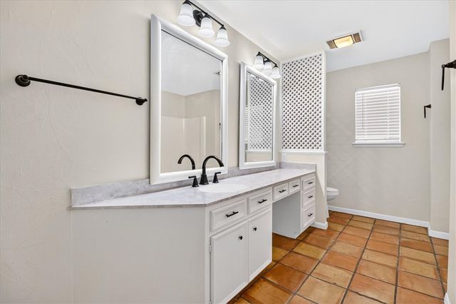 5037 Moultrie Dr, Corpus Christi, TX 78413