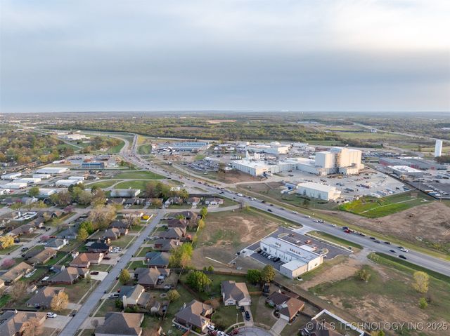 1 E Hwy 51, Broken Arrow, OK 74014