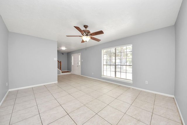 16006 Autumn Falls Lane, Houston, TX 77095