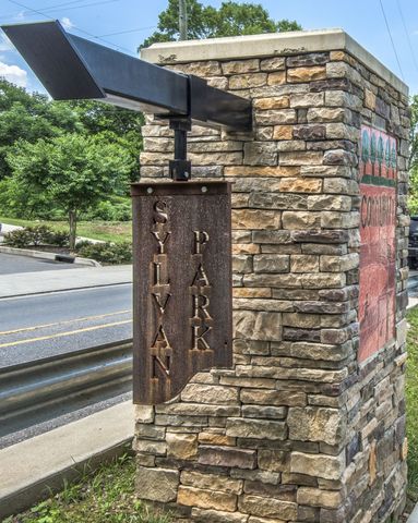 312 Sloan Rd, Nashville, TN 37209