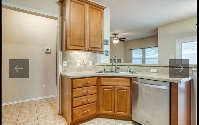 187 Castleridge Drive B, Little Elm, TX 75068