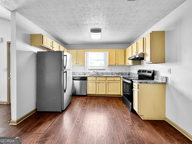 177 Bay Court Drive, Stockbridge, GA 30281