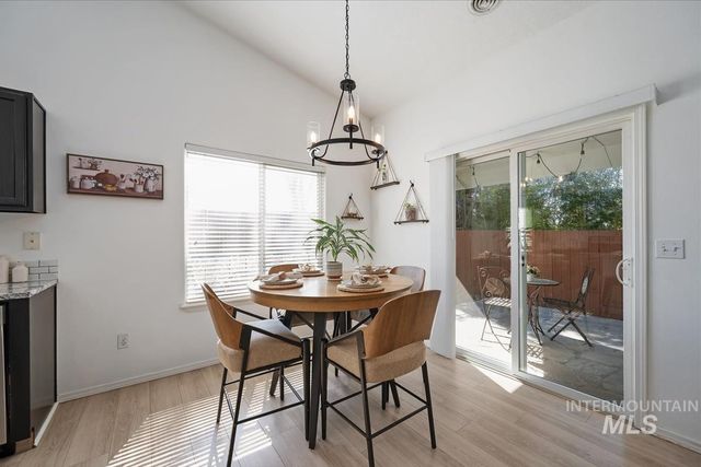 7529 W Middle Fork, Boise, ID 83709