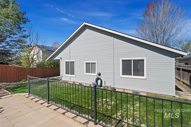 7529 W Middle Fork, Boise, ID 83709