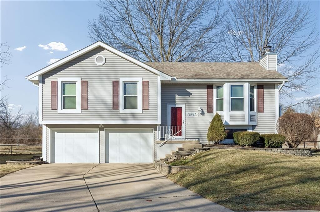 900 Shiloh Court, Liberty, MO 64068