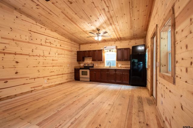 111 Ridgewood Lane, Murchison, TX 75778