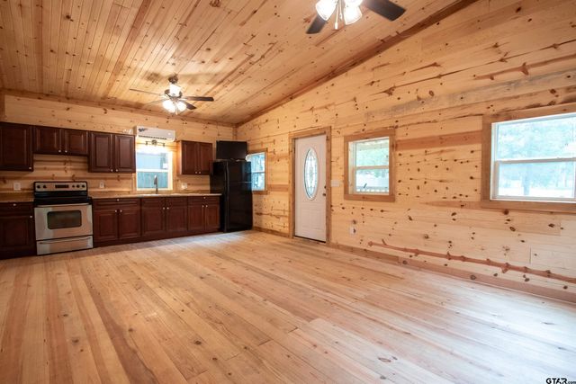 111 Ridgewood Lane, Murchison, TX 75778