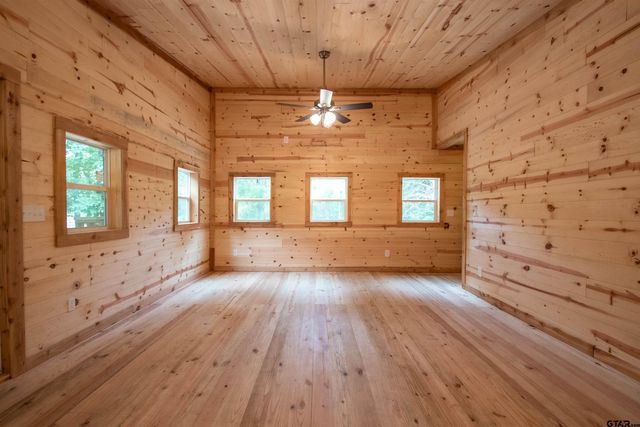 111 Ridgewood Lane, Murchison, TX 75778