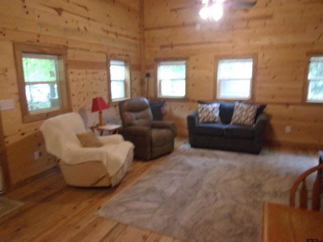 111 Ridgewood Lane, Murchison, TX 75778