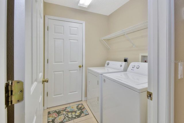 1300 BENTON LAKE DRIVE E, Deland, FL 32724