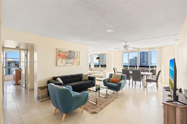 19195 NE 36th Ct 1706, Aventura, FL 33180