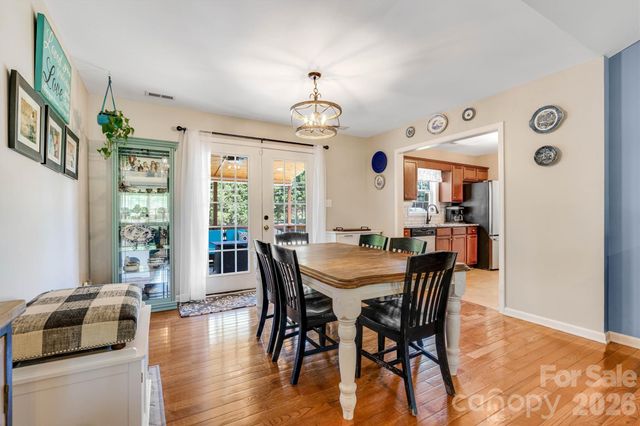 3353 48th Avenue Lane NE, Hickory, NC 28601