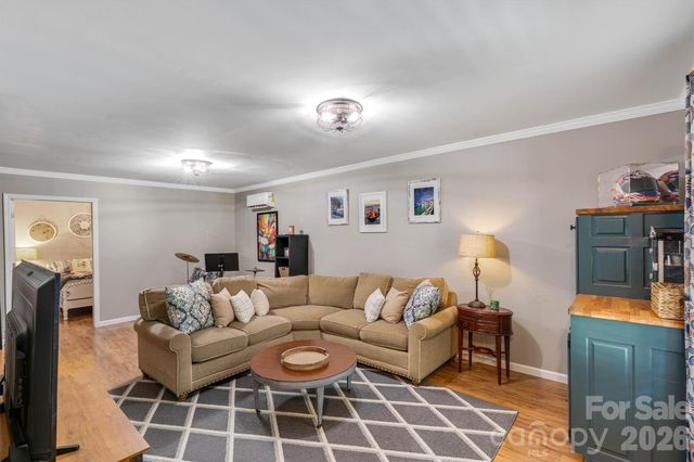 3353 48th Avenue Lane NE, Hickory, NC 28601