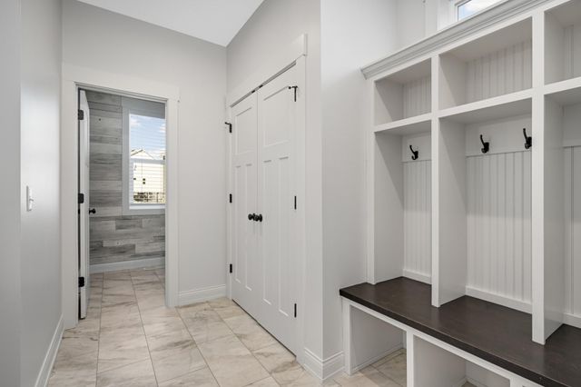 20377 Hampton Court, Lakeville, MN 55044